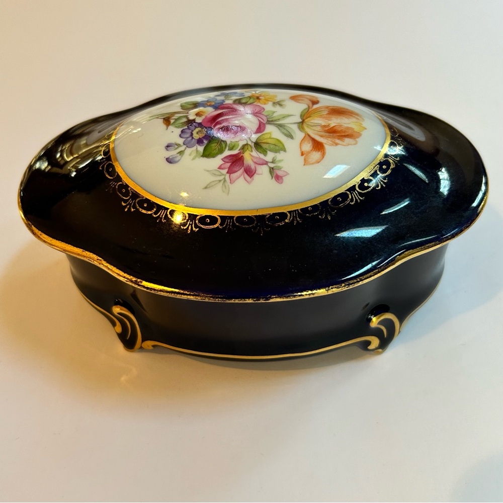 Vintage Collectible JLMENAU Von Henneberg Echt Kobalt Jewelry Vanity Trinket Box